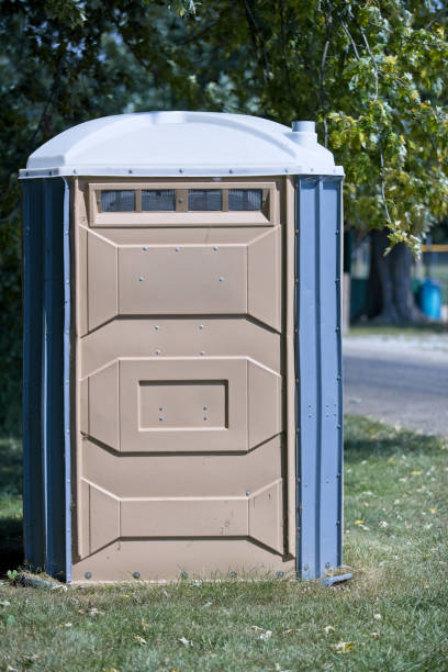Best Portable bathroom rental  in Manson, WA